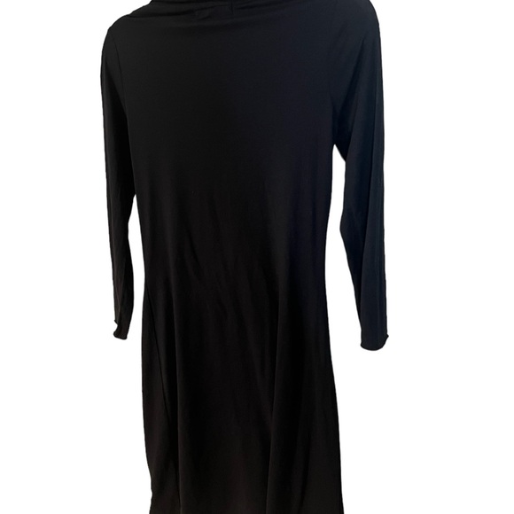 A Dress by Velvet in black and a size medium - Picture 7 of 7